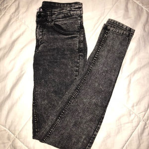 Light black wash jeggings